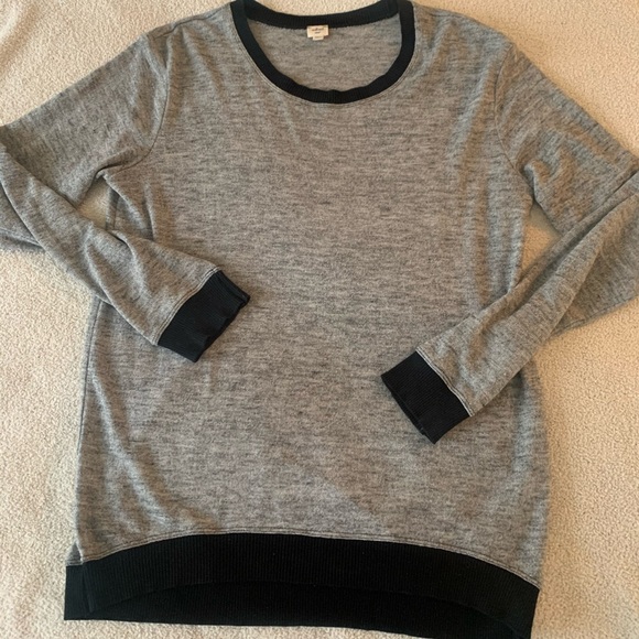 Aritzia Wilfred Scoop Neck Sweater - Picture 2 of 3